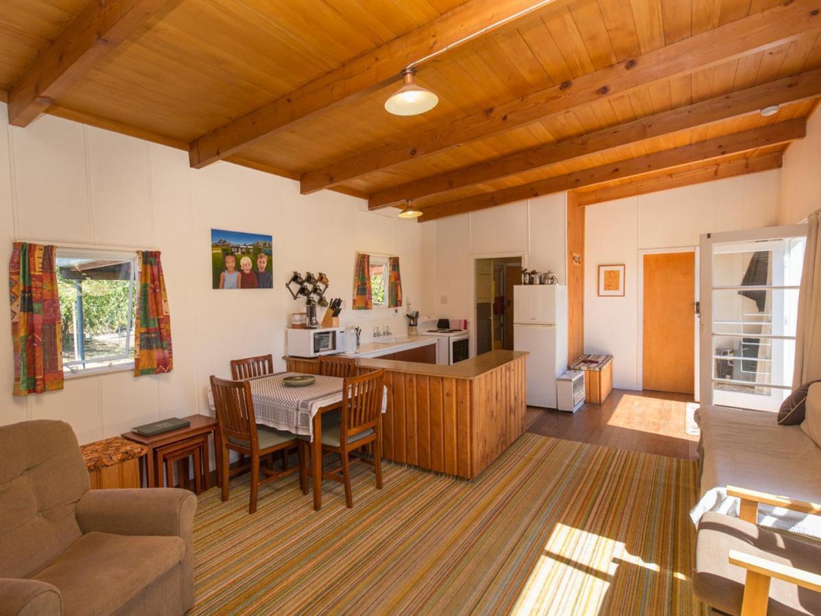 Southern Lakes Sweetie - Albert Town Bach Wanaka Exterior foto